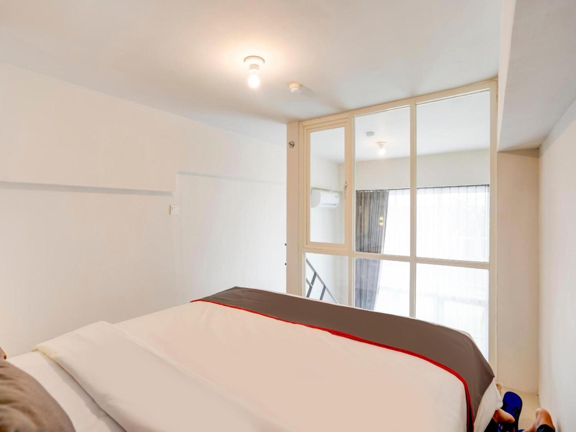 Hotel Super Oyo Collection O 30 Amega Crown Sub Surabaya Exterior foto