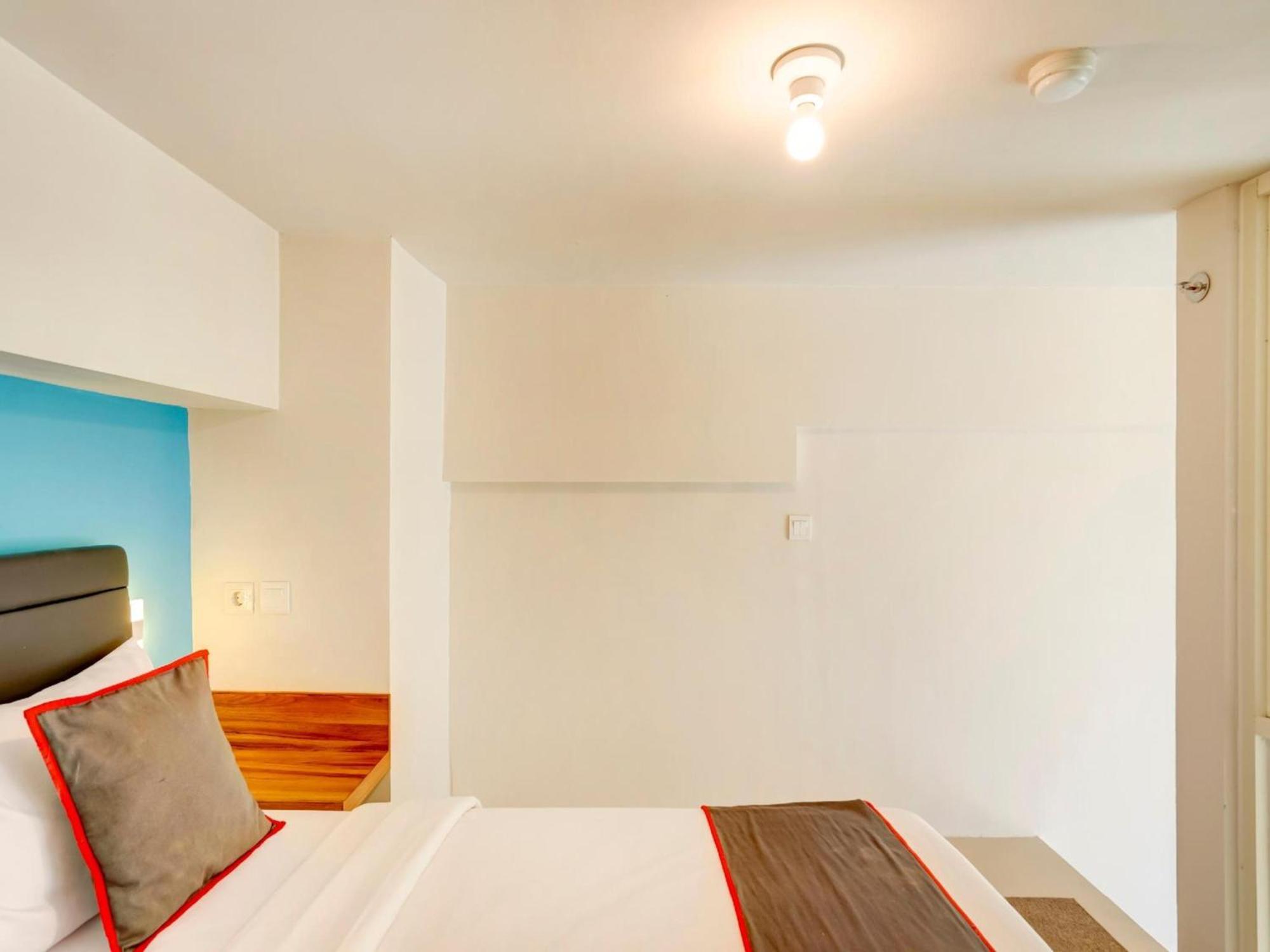 Hotel Super Oyo Collection O 30 Amega Crown Sub Surabaya Exterior foto