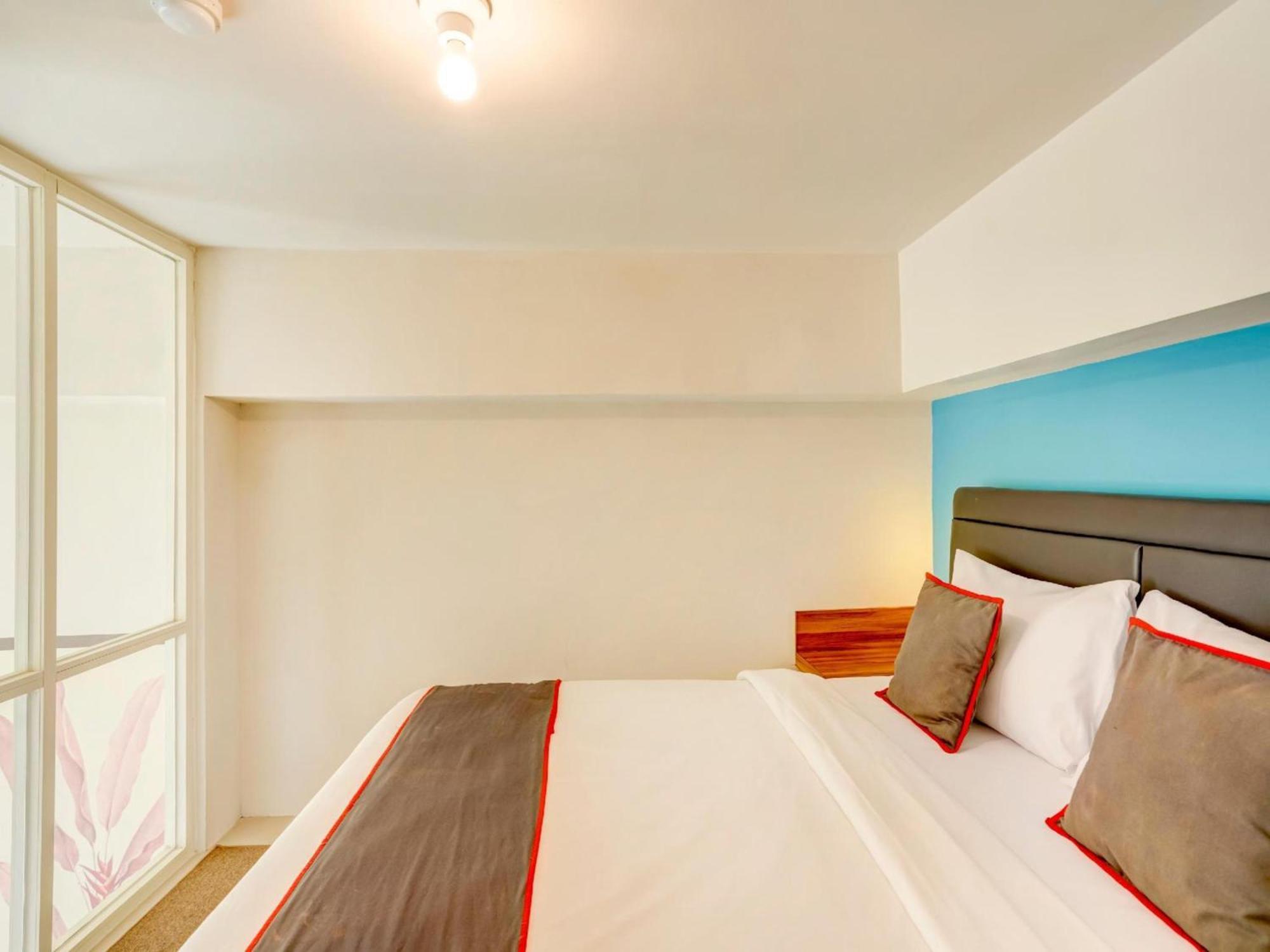 Hotel Super Oyo Collection O 30 Amega Crown Sub Surabaya Exterior foto