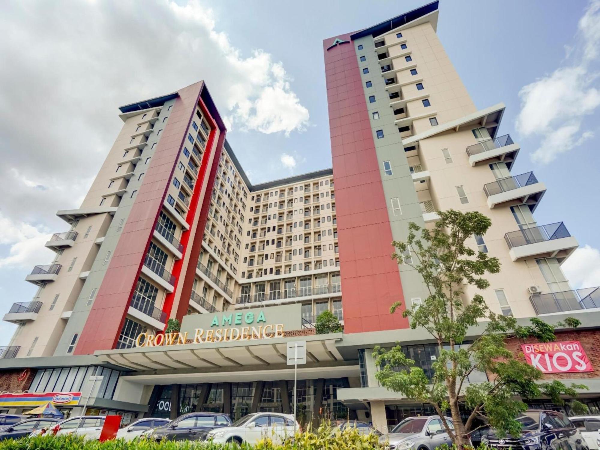 Hotel Super Oyo Collection O 30 Amega Crown Sub Surabaya Exterior foto