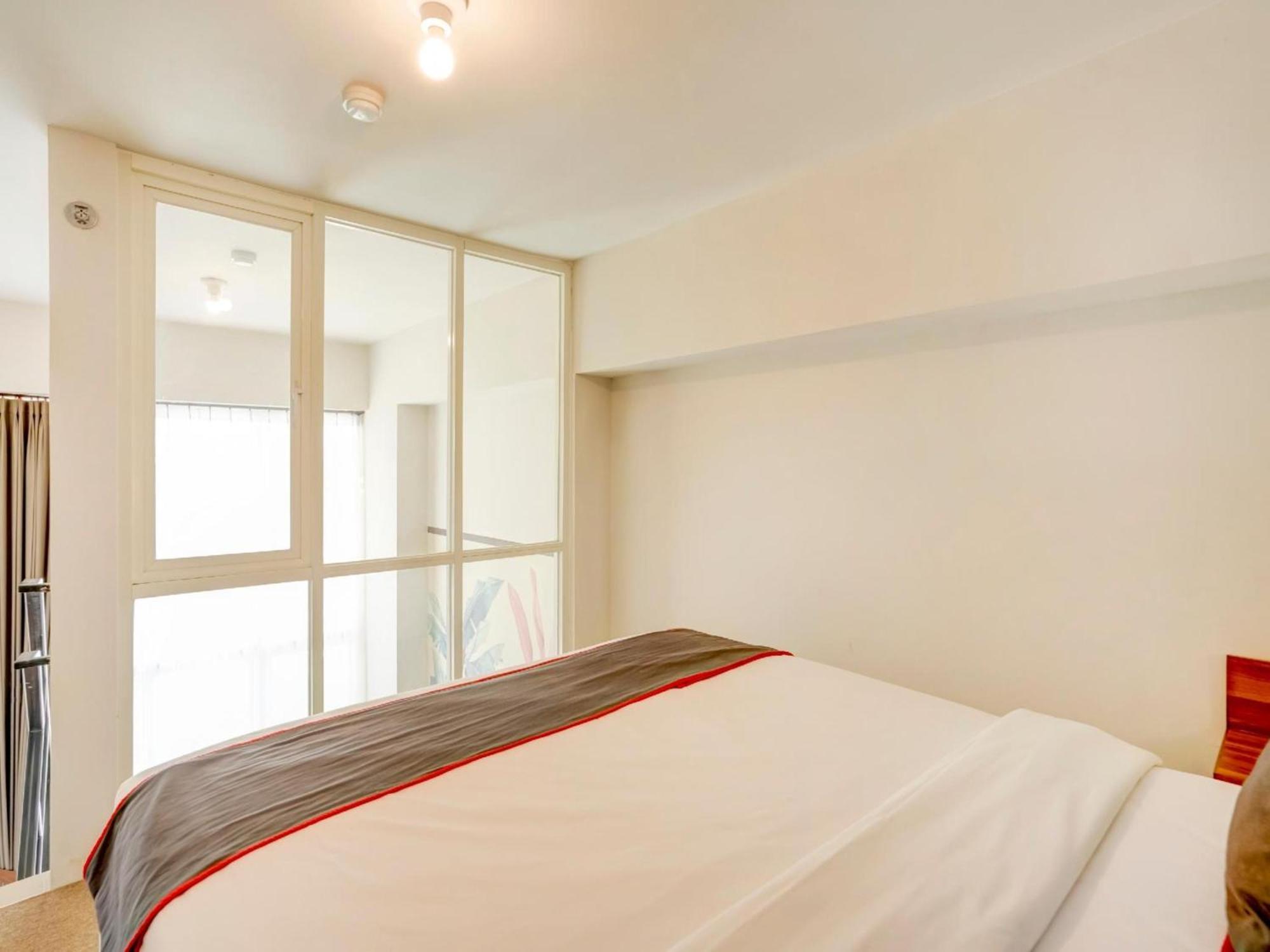 Hotel Super Oyo Collection O 30 Amega Crown Sub Surabaya Exterior foto