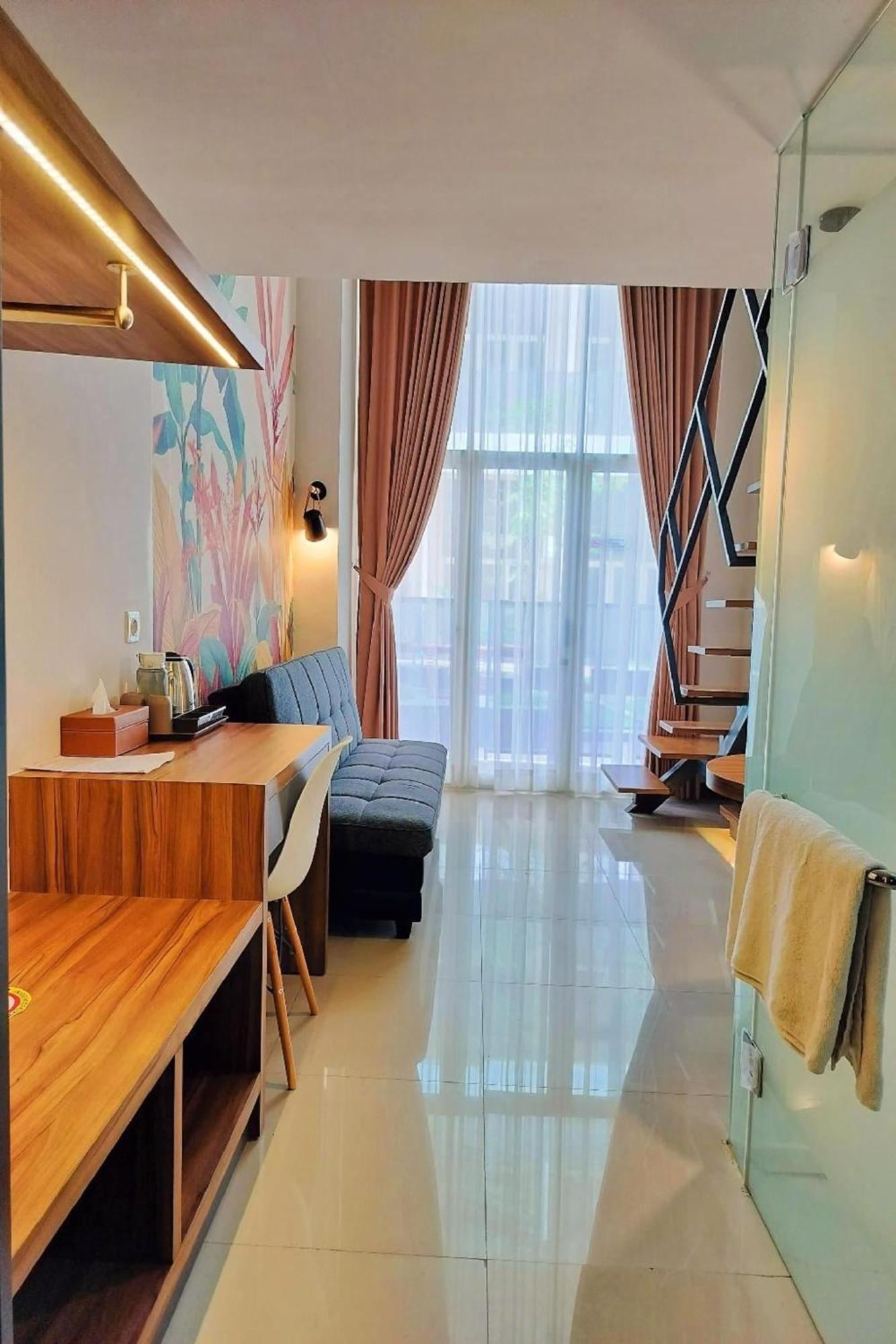 Hotel Super Oyo Collection O 30 Amega Crown Sub Surabaya Exterior foto